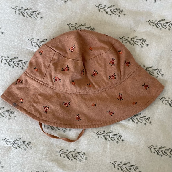 Floral Embroidered Cotton Bucket Hat - Picture 1 of 1